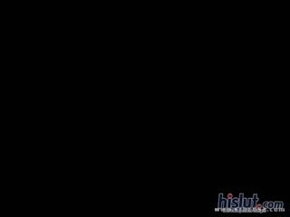 গ্রীষ্মকাল দীর্ঘ ঘরের বাইরে তরুণী ফেসিয়াল কামের দৃশ্য শৌখিন সাদা